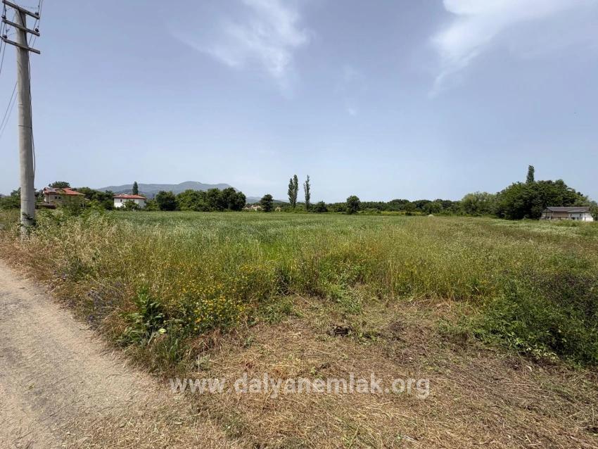 2390 M² Großes Grundstück Zum Verkauf In Okçular Marmaris