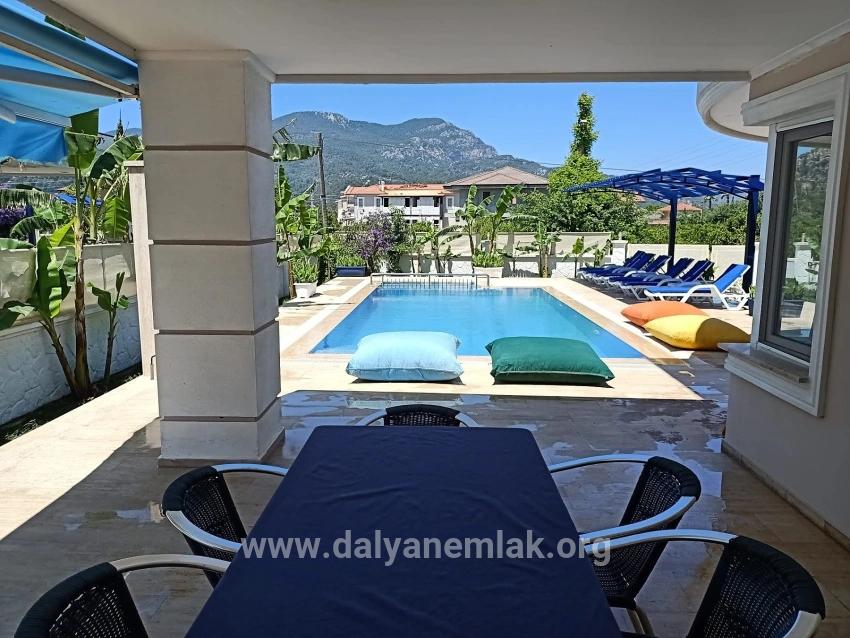 4+1-Zimmer Villa Zu verkaufen in Dalyan Bz. Ortaca - 573 m²