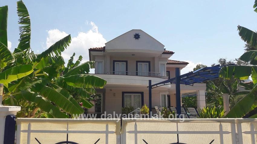 4+1-Zimmer Villa Zu verkaufen in Dalyan Bz. Ortaca - 573 m²