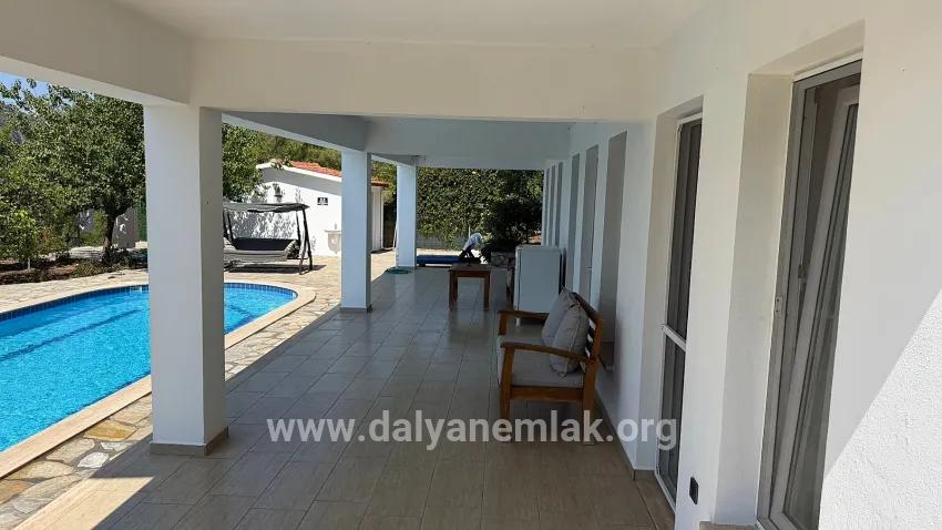 4+1-Zimmer Villa Zu verkaufen in Gökbel Bz. Ortaca - 992 m²