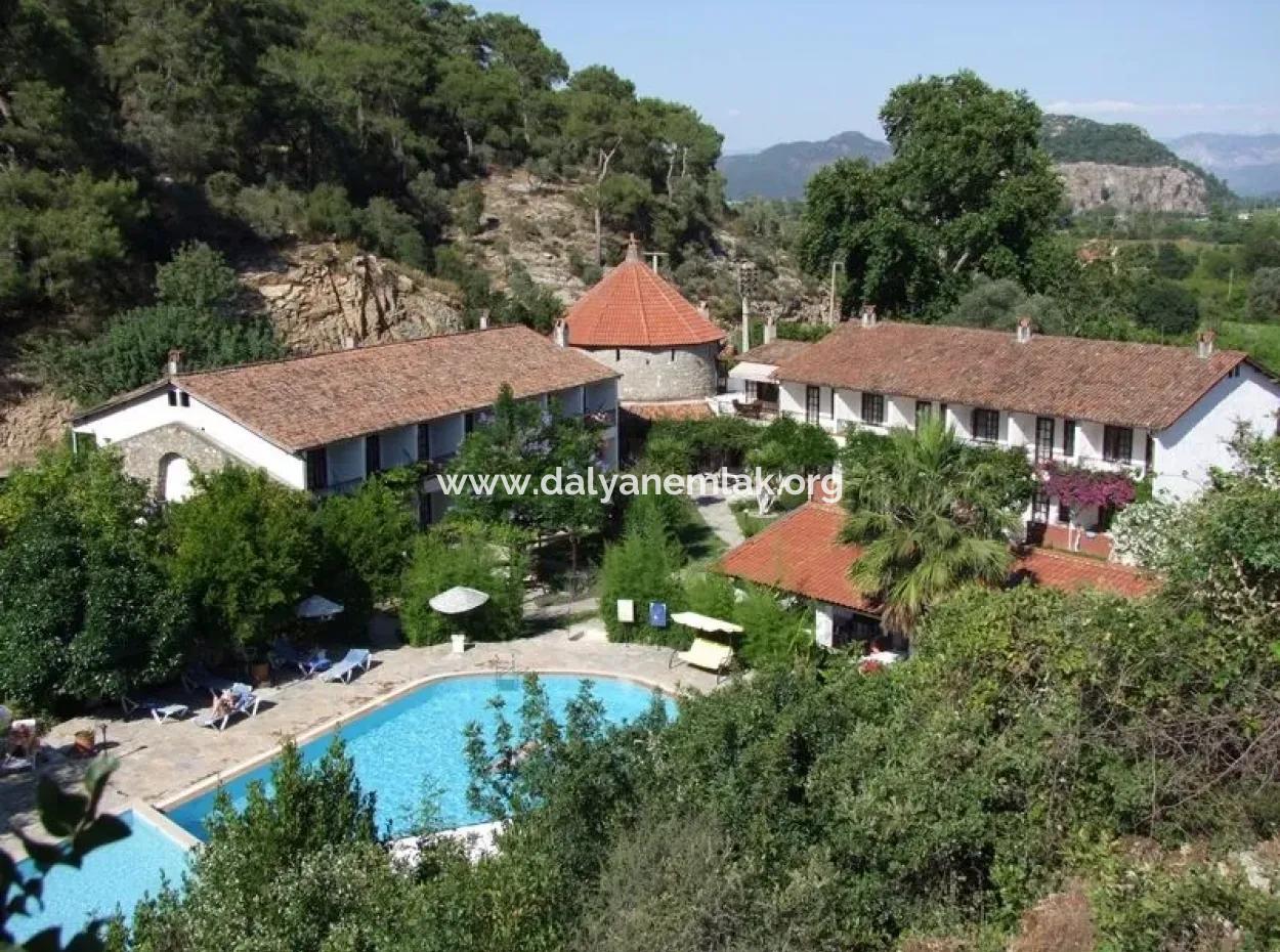 5000M2 In Dalyan-Köycegiz, Dalyan, Dalyan Immobilien-Hotel Zum Verkauf Mit 30 Zimmern, Auf Einem Grundstück