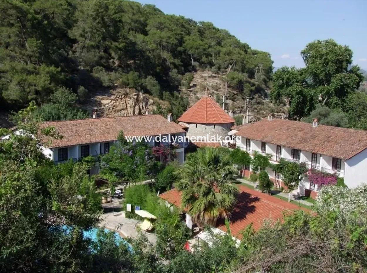 5000M2 In Dalyan-Köycegiz, Dalyan, Dalyan Immobilien-Hotel Zum Verkauf Mit 30 Zimmern, Auf Einem Grundstück