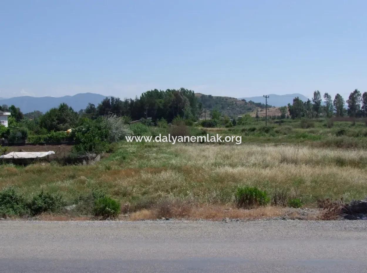 Commercial Grundstück 2500 M2 Grundstück Zum Verkauf Schnäppchen Zum Verkauf In Fethiye Aus Die Hauptstraße Zu Null