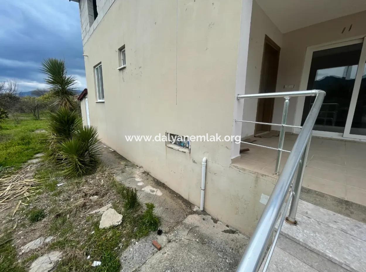 Dorfhäuser Zum Verkauf In Kemalya 1880M2 Grundstück