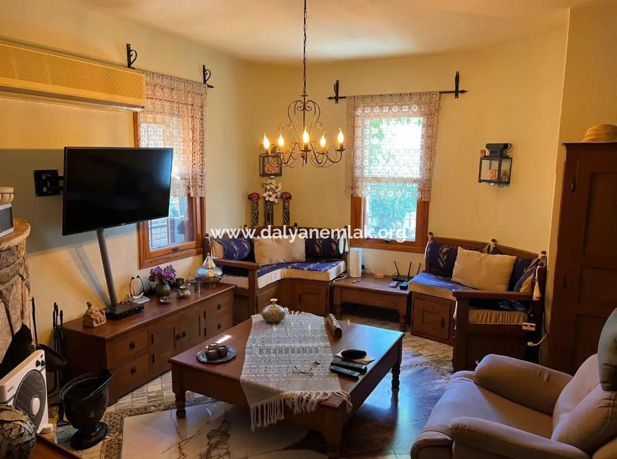 Steinvilla Zum Verkauf Auf Einem 580M2 Großen Grundstück In Gulpinar, Dalyan