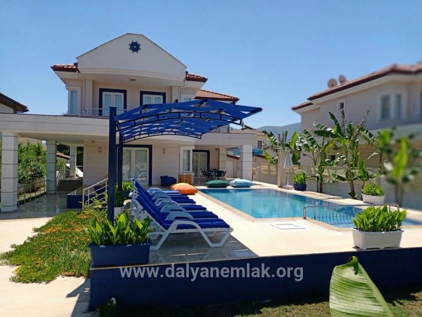 4+1-Zimmer Villa Zu Verkaufen in Dalyan Bz. Ortaca - 573 m²