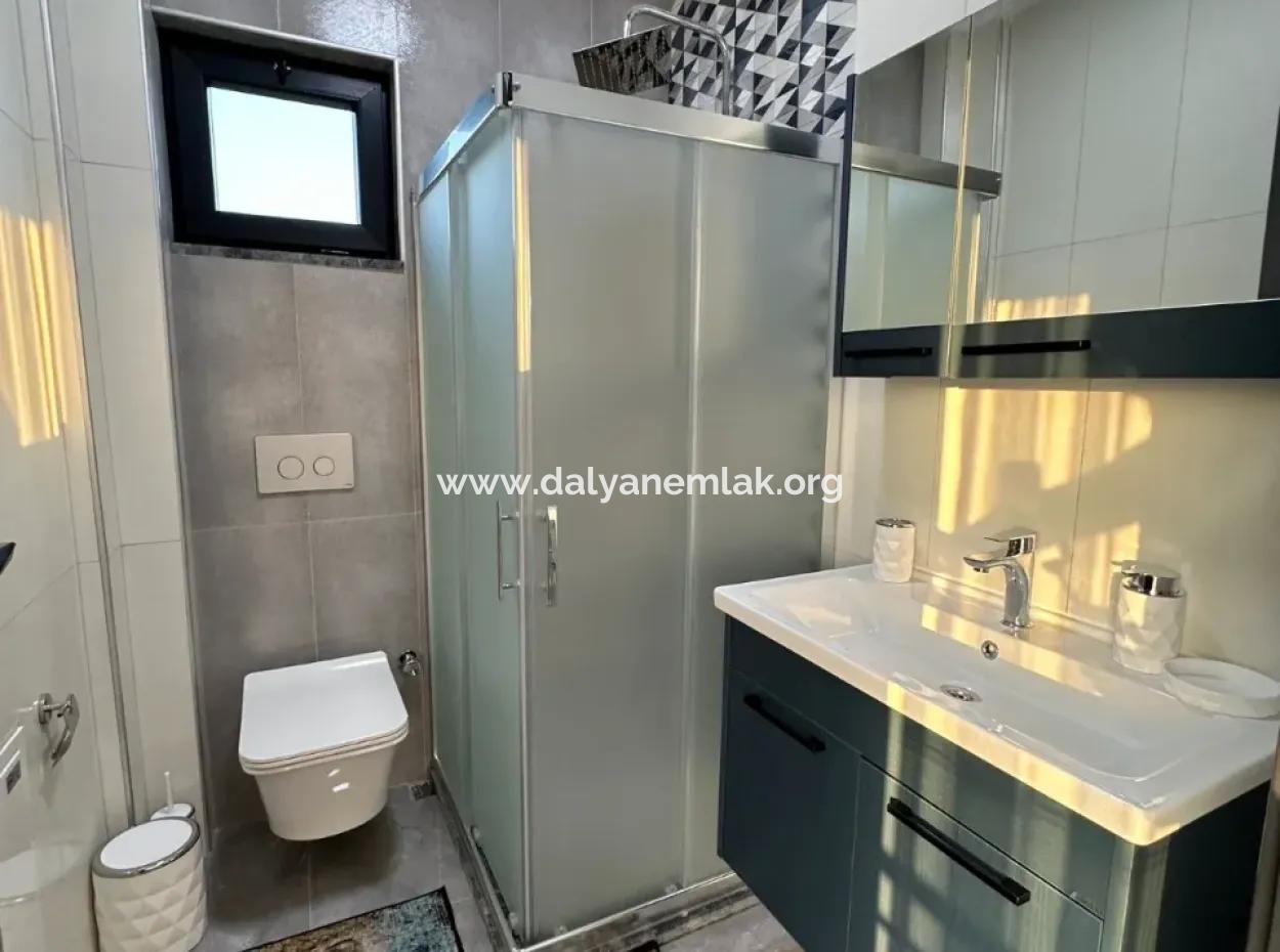 4 1 Villas For Sale In 14.136 M2 Field In Eskiköy