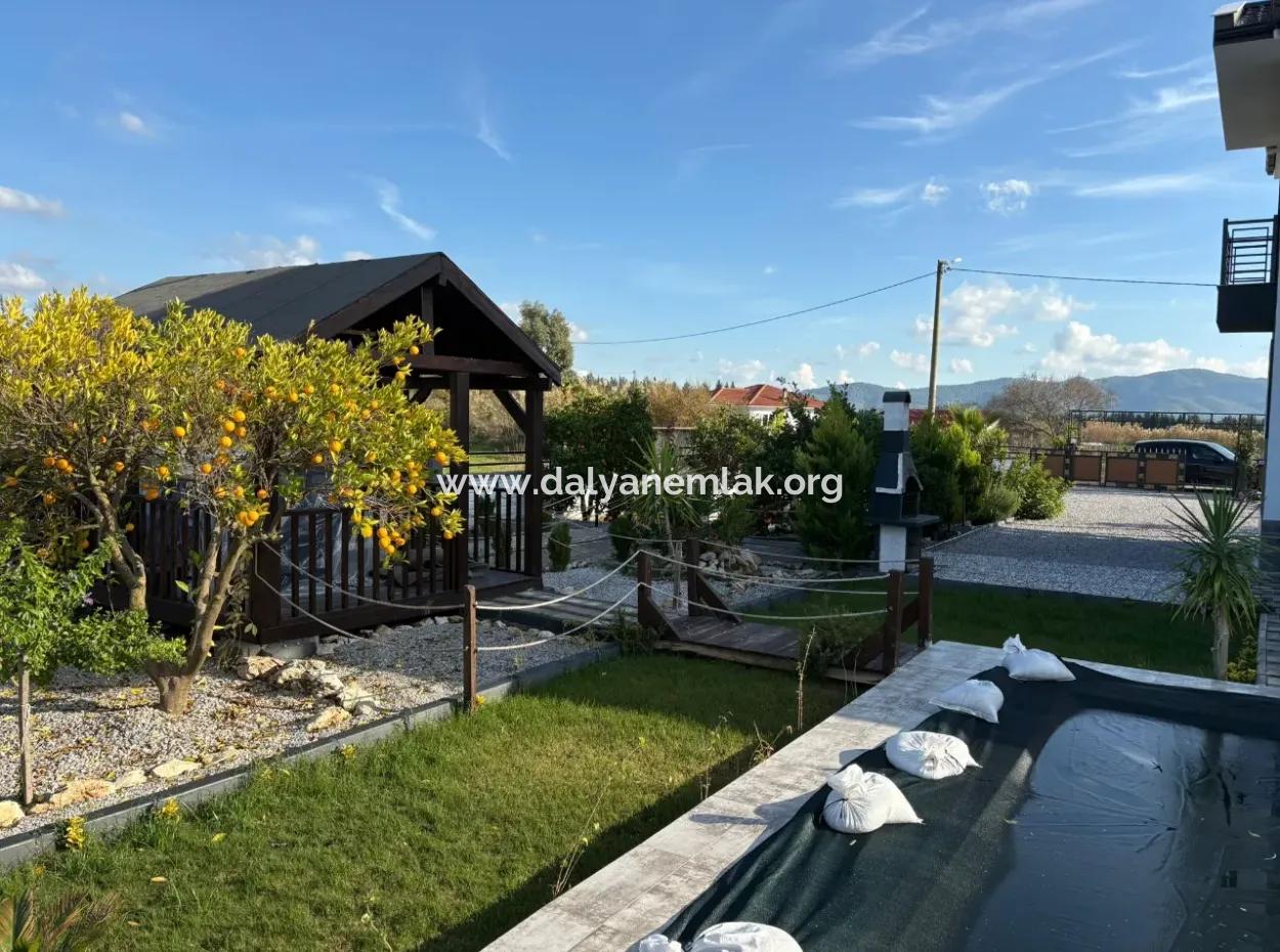 4 1 Villas For Sale In 14.136 M2 Field In Eskiköy