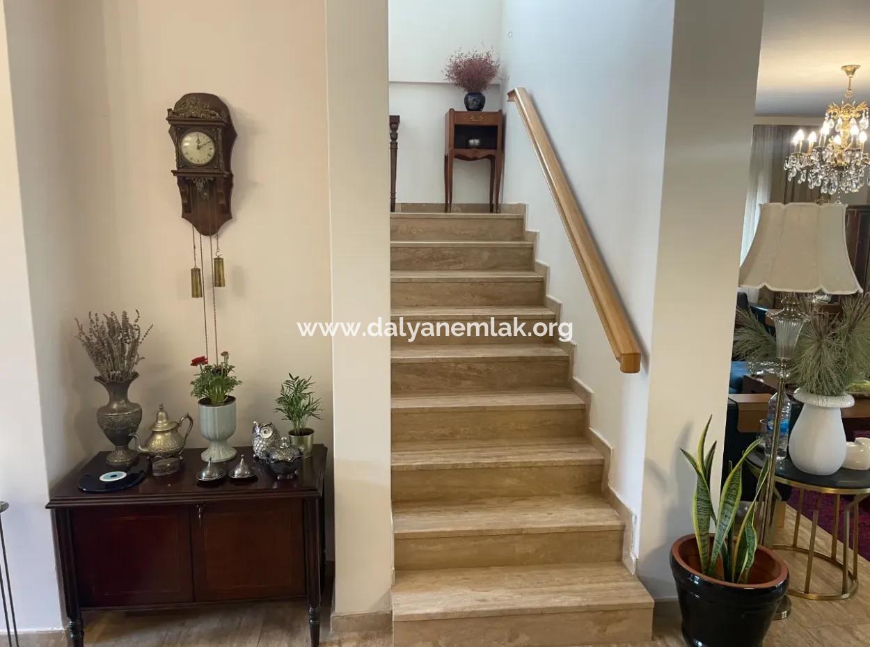 Dalyan 650M2 Land In 4 1 Villas For Sale