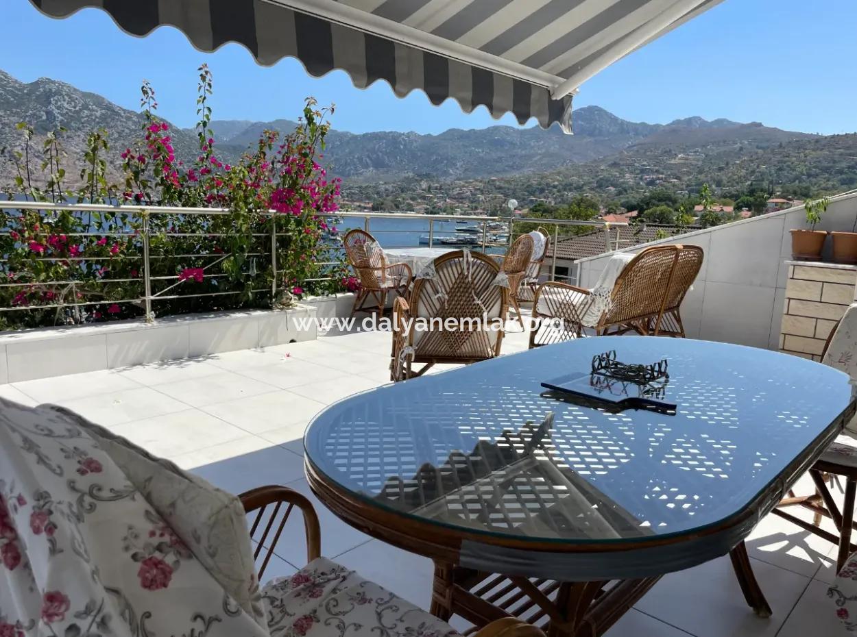 Apart Hotel For Sale In 448M2 Plot Of Land Near The Sea In Selimiyede With Sea View