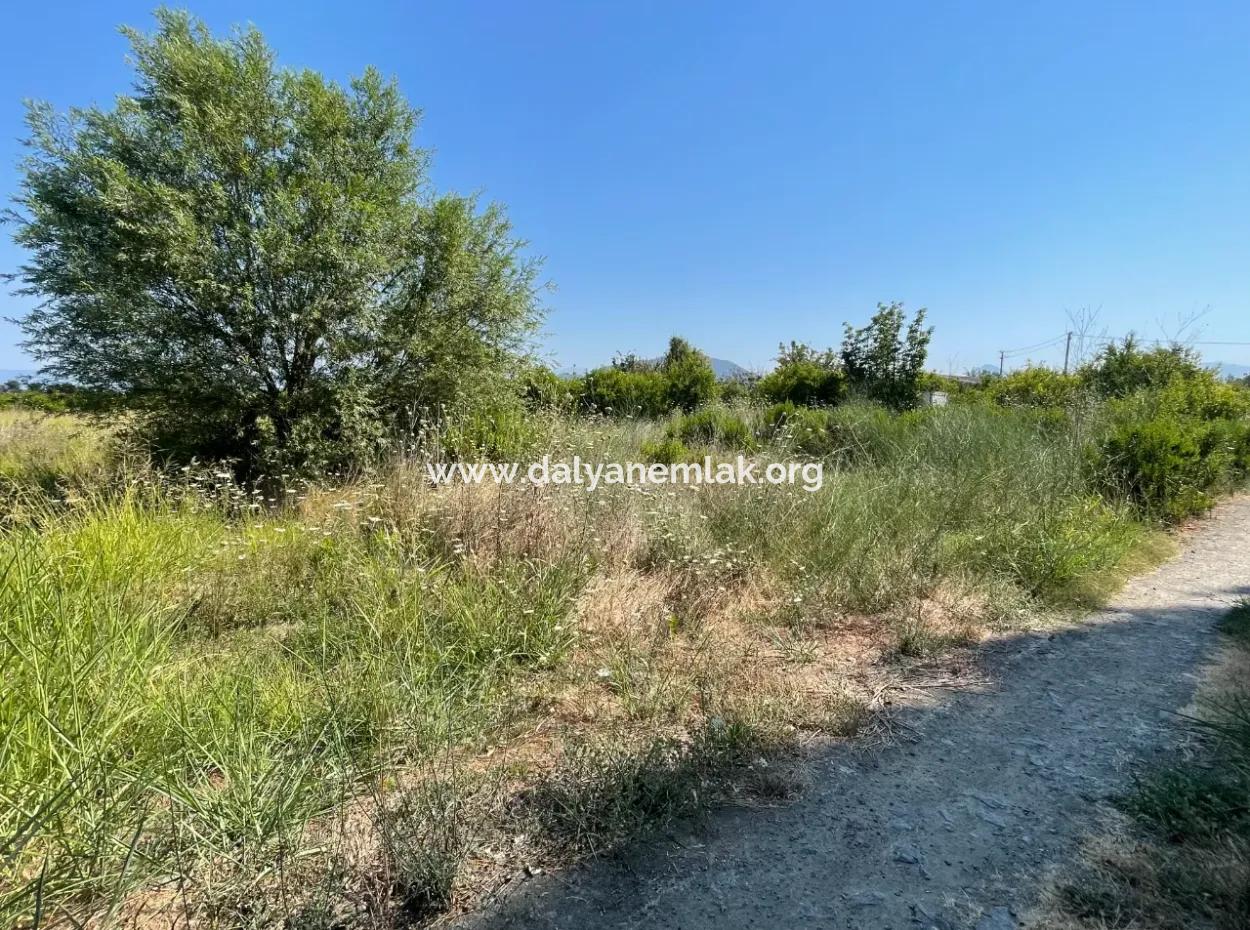 Land For Sale Of 1765 M2 In Okçular