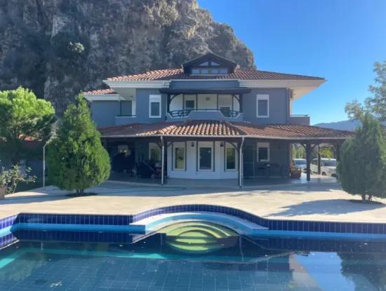 4 2 Villas For Sale In A Plot Of 6000M2 In Dalyan Gulpinar