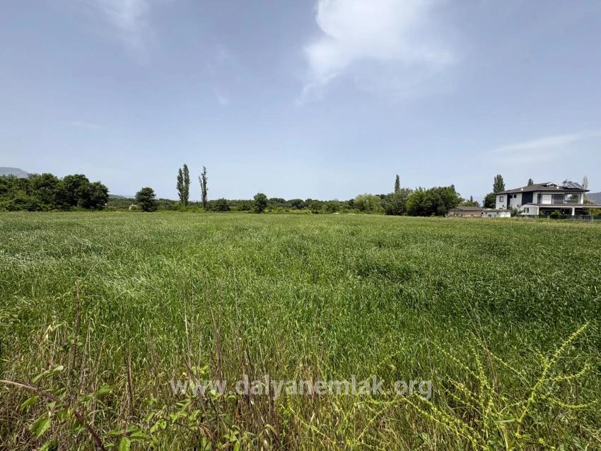 Земля 2390m2 На Продажу В Окчулар, Мармарис