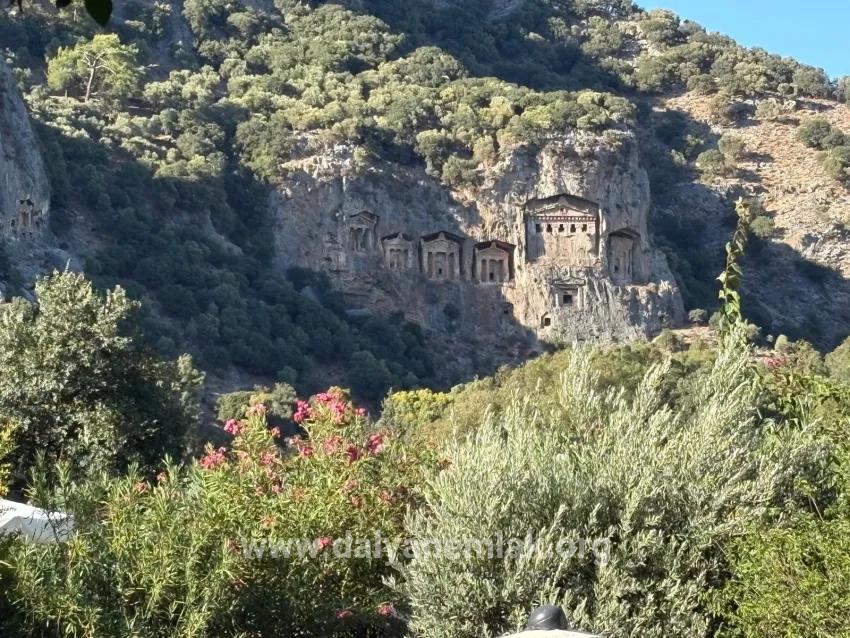 Ortaca Dalyan Mah. Satılık 4+2 Villa - 200 m²