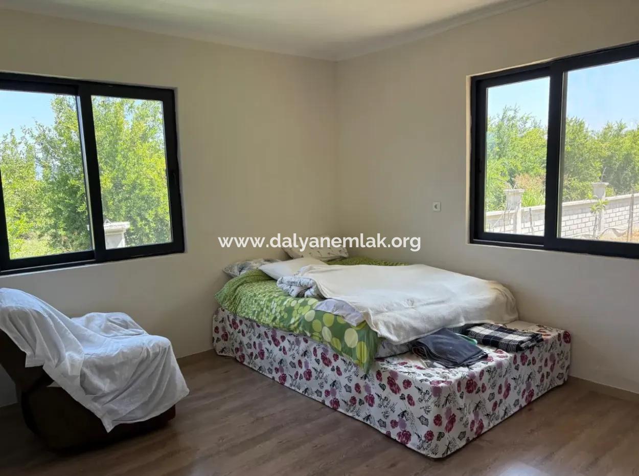 Dalyan Karadağ Mevkiinde 2500M2 Tarla İçerisinde 120M2 Müstakil Ahşap Ev