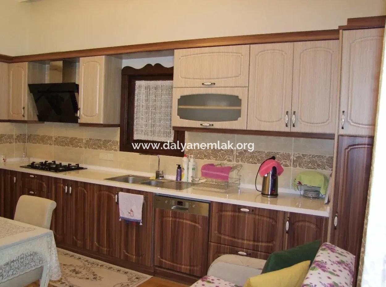 Ulada Satılık Lüks Villa Ulada 1078M2 Arsa İçinde Özel Yapılmış Satılık 4+1 Villa