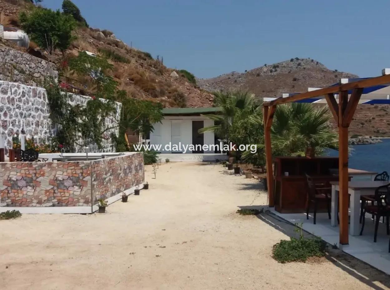 Bozburunda Satılık Villa Denize Sıfır Satılık Özel Koy