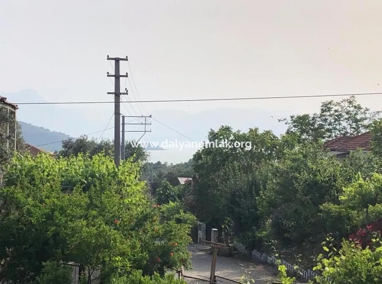 Köyceğiz Zeytinalanı'nda 903M2 2+1 Köy Evi Satılıktır.