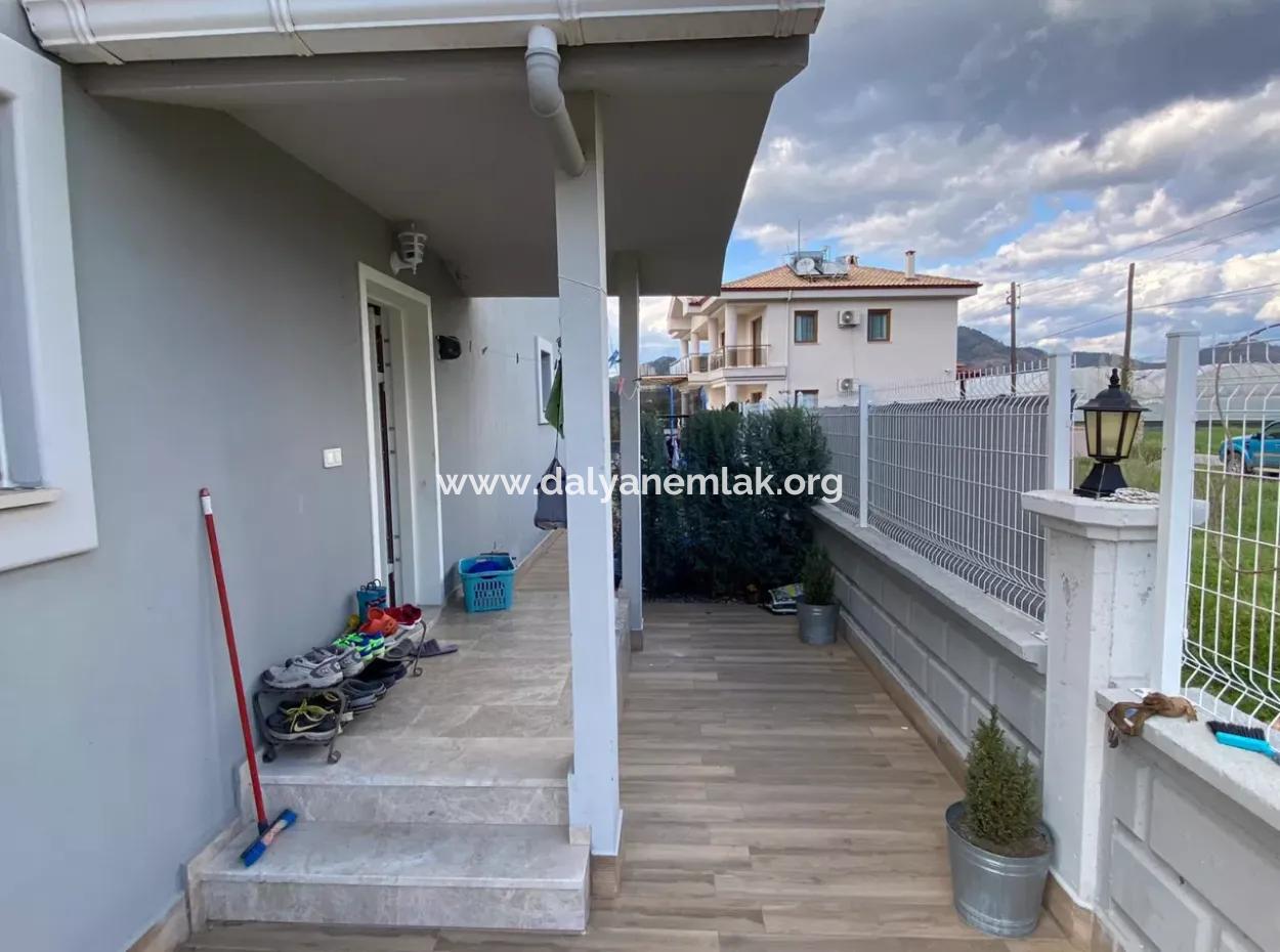 Okçular'da Satılık Villa Lüks 5 Yatak Odalı Satılık Villa