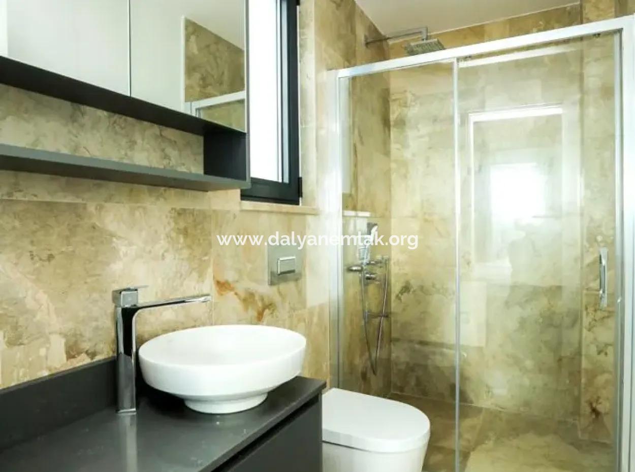 Sarıgerme'de Deniz Manzaralı Satılık Taş Villa