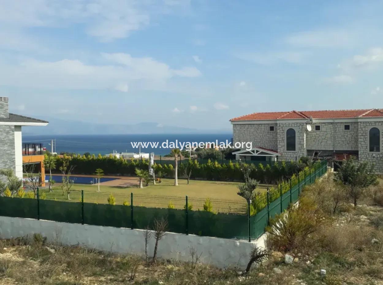 Çeşme Dalyan Mahallesinde Full Deniz Manzaralı 1176M2 İmarlı Satılık Arsa