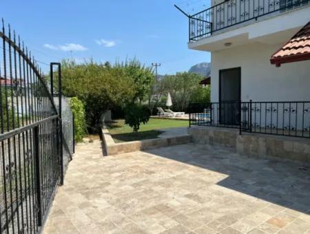 Dalyan'da Köşebaşı 600M2 Arsa İçerisinde 3+1 Satılık Villa