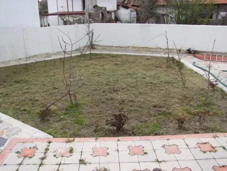 Ulada Satılık Lüks Villa Ulada 1078M2 Arsa İçinde Özel Yapılmış Satılık 4+1 Villa
