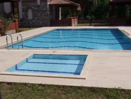 Dalyan'da Site İçerisinde 3+1 Satılık Villa