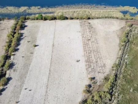 Çandır'da Göle Sıfır 3210M2 Satılık 2B Arazisi